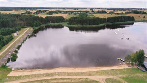 oazė-terasa-sala-tvenkinys