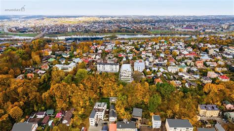 Kauno panorama iš Žaliakalnio apžvalgos vietos naktį