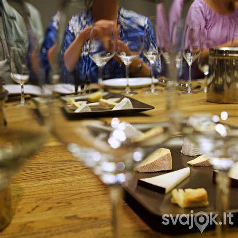 Įvairovė sūrių degustacijoms ir derinimams