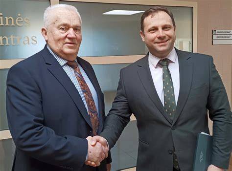 dauguma lenkų ir lietuvių pieno gamintojų skaitmeninės ateities diskusija