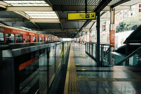 Leipcigo Hauptbahnhof - didžiausia Europoje stotis