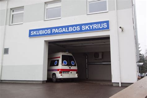Rygos panorama naktį fejerverkų metu