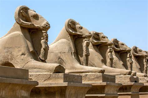 senovės Egipto ir Mesopotijos meno fragmentai