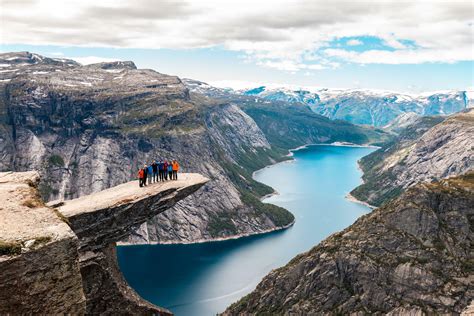 Kelių maršrutų nuotraukos: Trolltunga, Preikestolen, Geirangerio fiordas