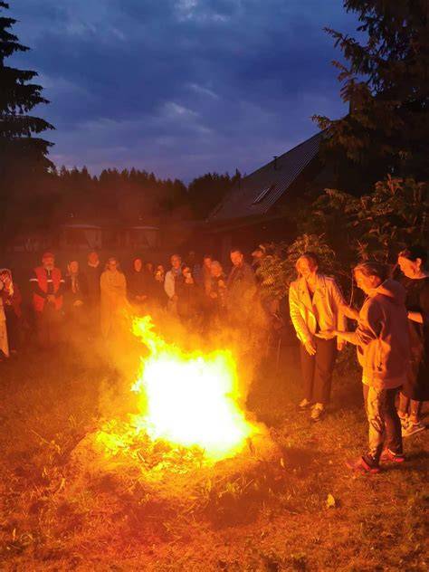 Romuvo ritualas apšvietime
