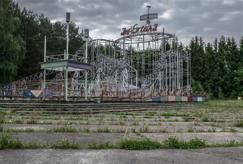 elektrenu atrakcionu parkas vizualiai sovietines ikonos