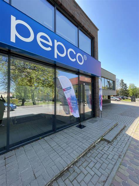 Pepco Palanga parduotuvės išorė ir prekybos centras