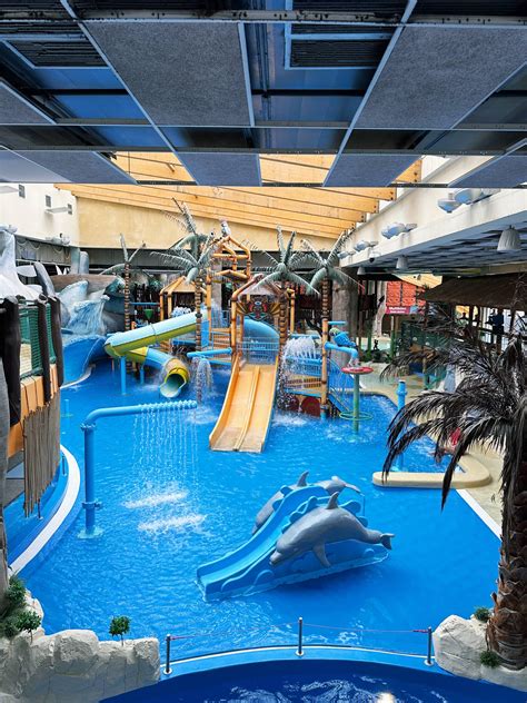 vandens batutų parkas Water Inn Vilnius šalia Vilnius Grand Resort