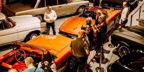 berlyno klasikinių automobilių muziejuje retas BMW 503