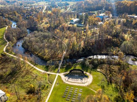 viduramžių pramogų parkas planavimo detalės (8 words)