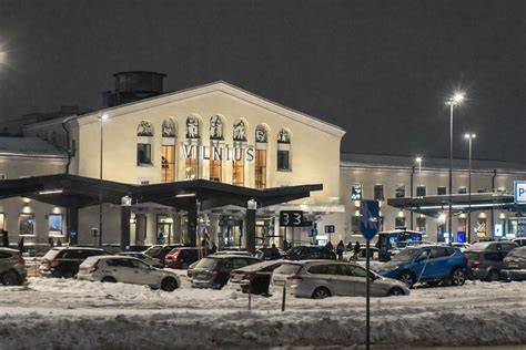 Oro uostų skirtumai miestų centre (atlasas)