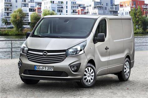 Opel Vivaro erdvė salonas