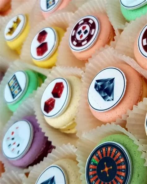 Kapitolorskos nuotrauka su uostu Neapolyje