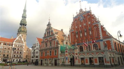 Pigių skrydžių paieška