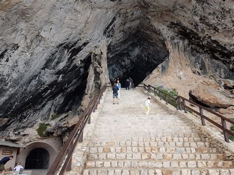 Coves d’Artà urvai rytinėje pakrantėje