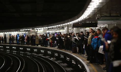 londono metropoliteno istorija vizualizacija