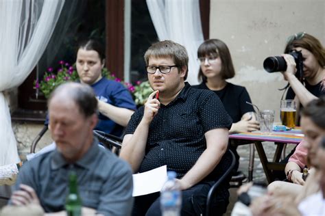 Poetų skaitymų scena